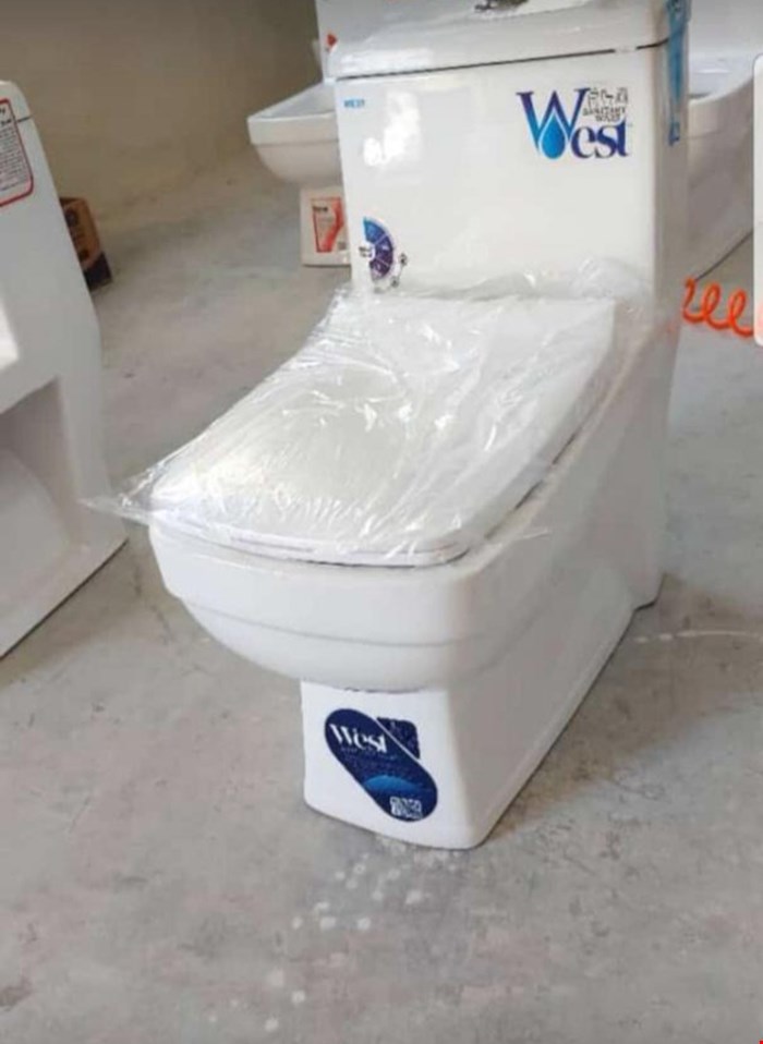 توالت فرنگی وست